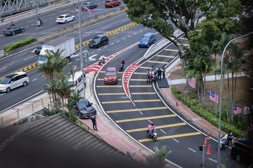 PERSIMPANGAN LEBUHRAYA SULTAN ISKANDAR KUALA LUMPUR