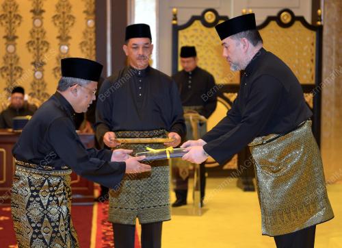 KL29_30012017_PERLANTIKAN_HAKIM