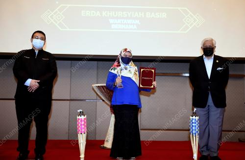 JENERAL TAN SRI DATUK PANGLIMA MOHD AZUMI MOHAMED