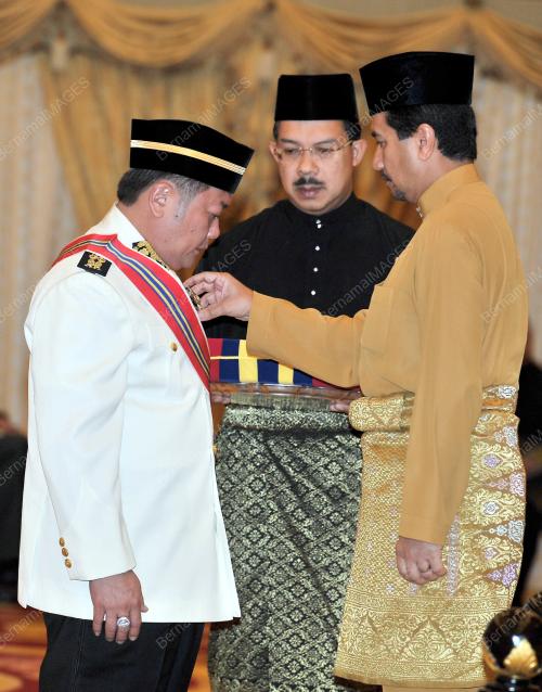 TUANKU MIZAN ZAINAL ABIDIN