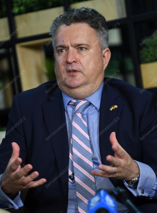 KL29_30102019_UKRAINE_BN201910295732