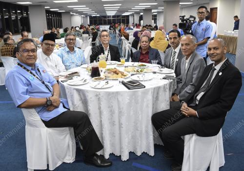 KL29_31052018_UAE