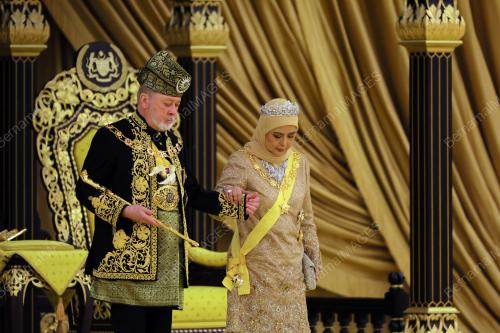 ISTIADAT PERTABALAN YANG DI-PERTUAN AGONG KE-17