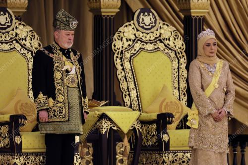 ISTIADAT PERTABALAN YANG DI-PERTUAN AGONG KE-17