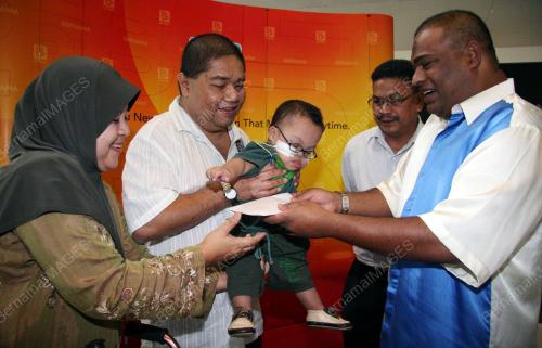ABDUL AZEEZ ABDUL RAHIM