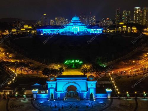 KEMPEN CAHAYA BIRU