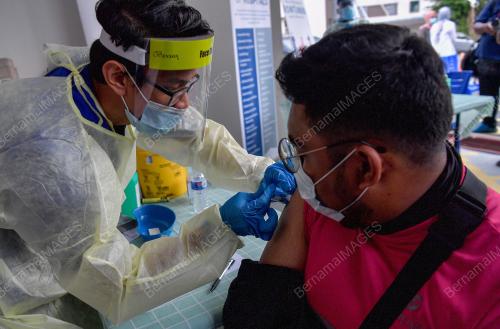 UMSC - LAUNCHING OF CSR VACCINATION FOR FRONTLINERS