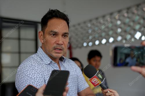 DATUK HANS ISAAC