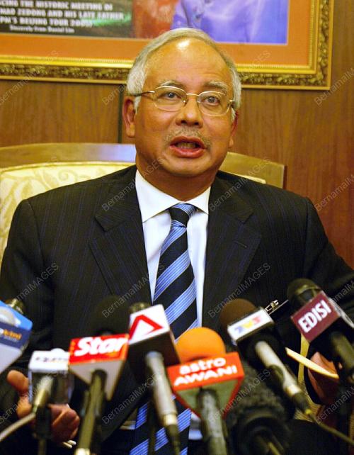 MOHD NAJIB TUN RAZAK