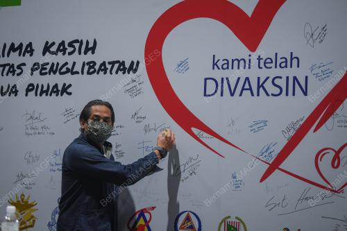 KHAIRY JAMALUDDIN