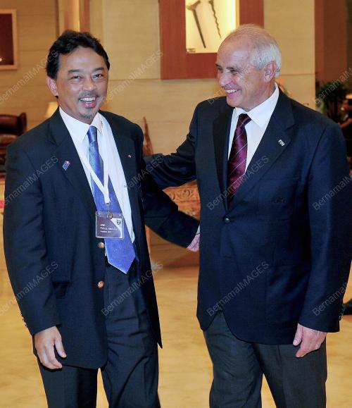 KL30_03112012_FIH_PC