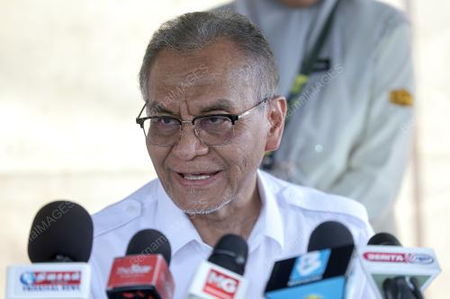 DATUK SERI DR ZULKEFLY AHMAD