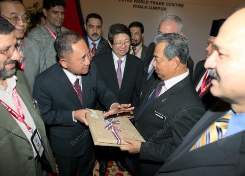 TAN SRI MUHYIDDIN YASSIN