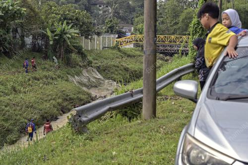 OPERASI SAR MANGSA LEMAS