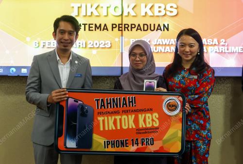 HANNAH YEOH
