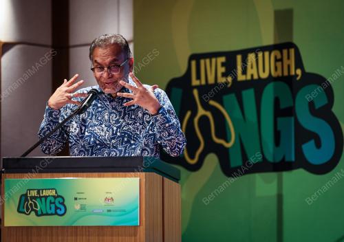 DATUK SERI DR. DZULKEFLY AHMAD
