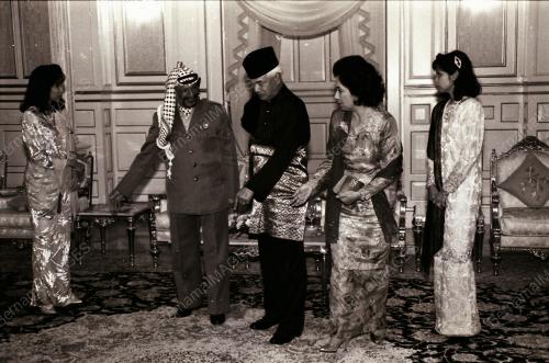YANG DI-PERTUAN AGONG RAI YASSER ARAFAT