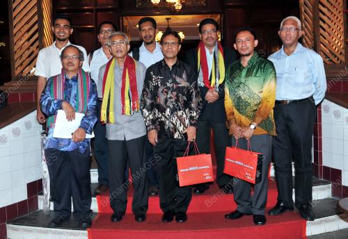 KL30_07052013_TIMOR_LESTE