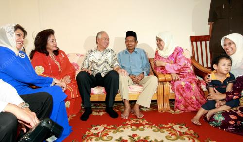 MOHD NAJIB TUN ABDUL RAZAK