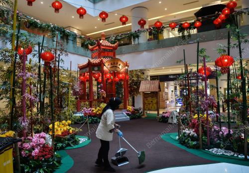 TINJAUAN PERSIAPAN TAHUN BARU CINA