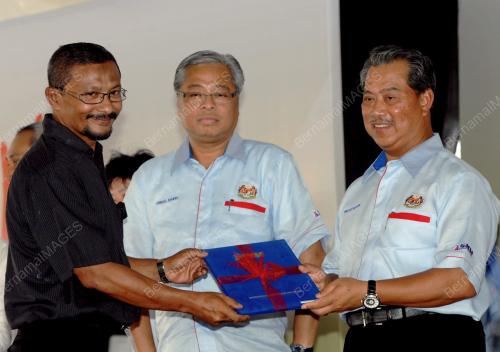 MUHYIDDIN YASSIN