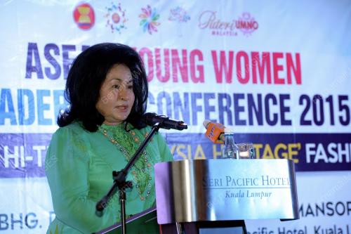 KL30_08112015_WANITA_MUDA_ASEAN