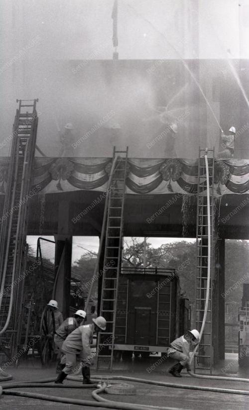 BOMBA