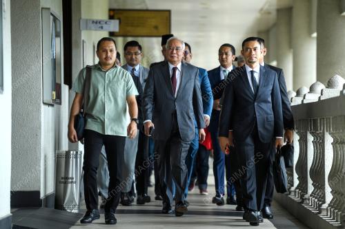 DATUK SERI NAJIB TUN RAZAK