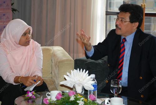MOHD KAMAL KHIR