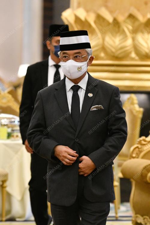 AL-SULTAN ABDULLAH RI'AYATUDDIN AL-MUSTAFA BILLAH SHAH