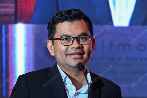 AKMAL NASRULLAH MOHD NASIR