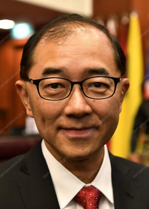 SENATOR DATUK DR MAH HANG SOON