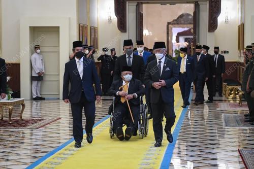AL-SULTAN ABDULLAH RI'AYATUDDINAL-MUSTAFA BILLAH SHAH