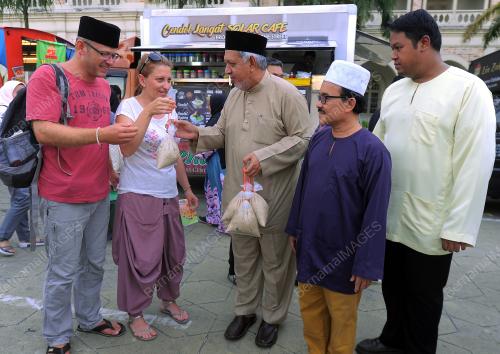 KL30_10062017_IFTARKL