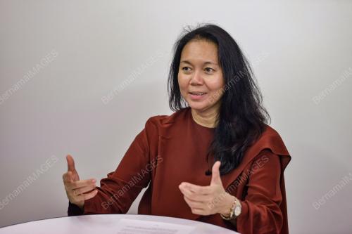 ZANNIFA AZURA AHMAD