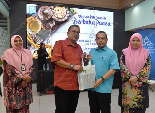 AGIHAN BERBUKA PUASA ANGKASA