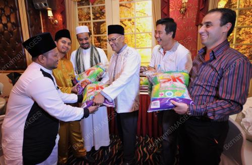 KL30_12072014_BERBUKA