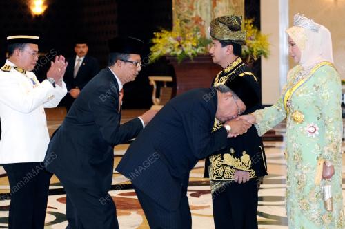 TUANKU MIZAN ZAINAL ABIDIN