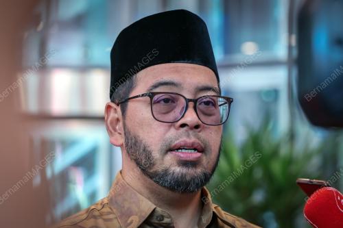 DR ZULKIFLI HASSAN