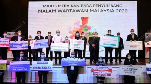DATUK DR CHAMIL WARIYA