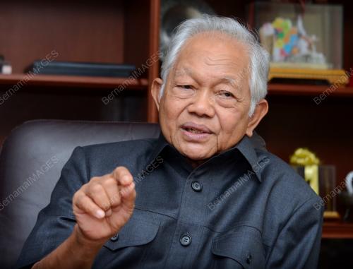 TAN SRI LEO MOGGIE