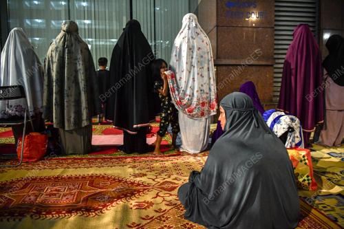 GELANDANGAN TARAWIH