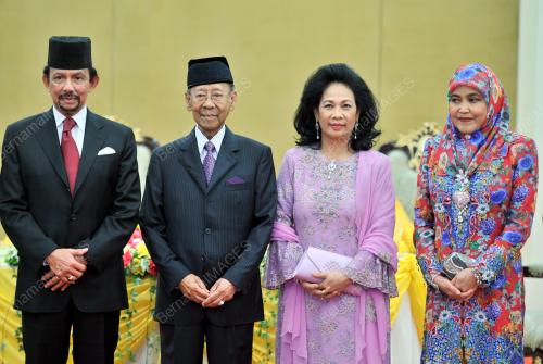 KL30_15042012_AGONG