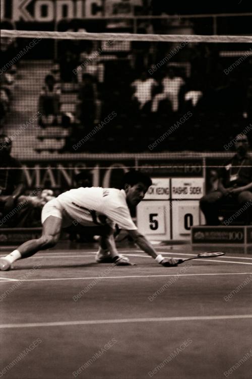 BADMINTON TERBUKA