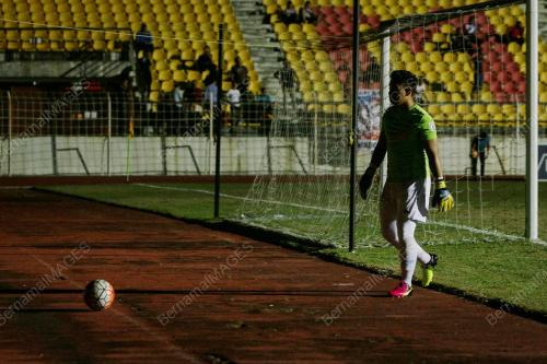 KL30_15082016_BOLA