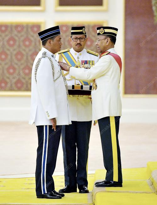 KL30_15092014_AGONG_PINGAT