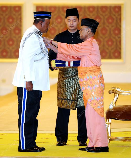 KL30_15122015_POLIS