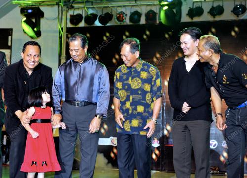 TAN SRI MUHYIDDIN MOHD YASSIN