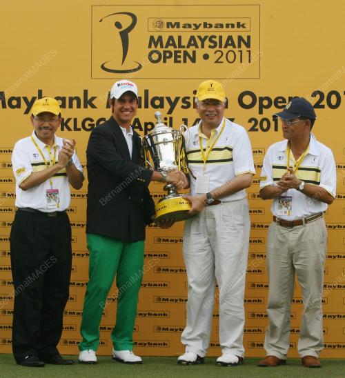 KEJOHANAN GOLF TERBUKA MALAYSIA
