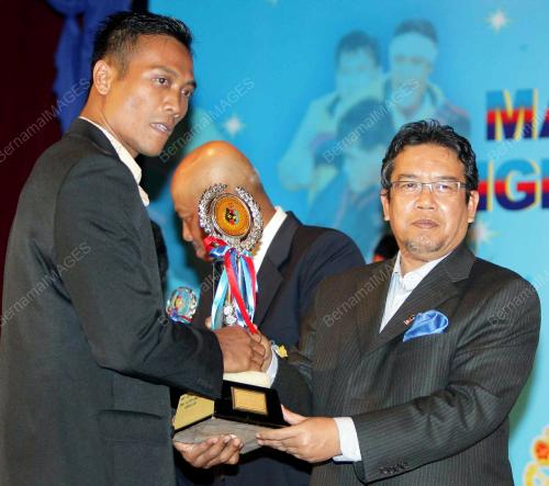 DR ABDUL LATIFF AHMAD